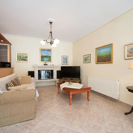 Apartament Faos Luxury 2 *