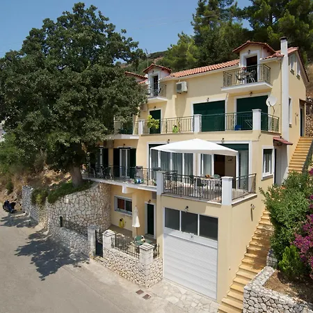 Faos Luxury 2 شقة أيّا إفيميا