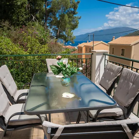 شقة Faos Luxury 2 *