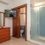 Faos Luxury 2 דירה