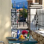 Faos Luxury 2 *